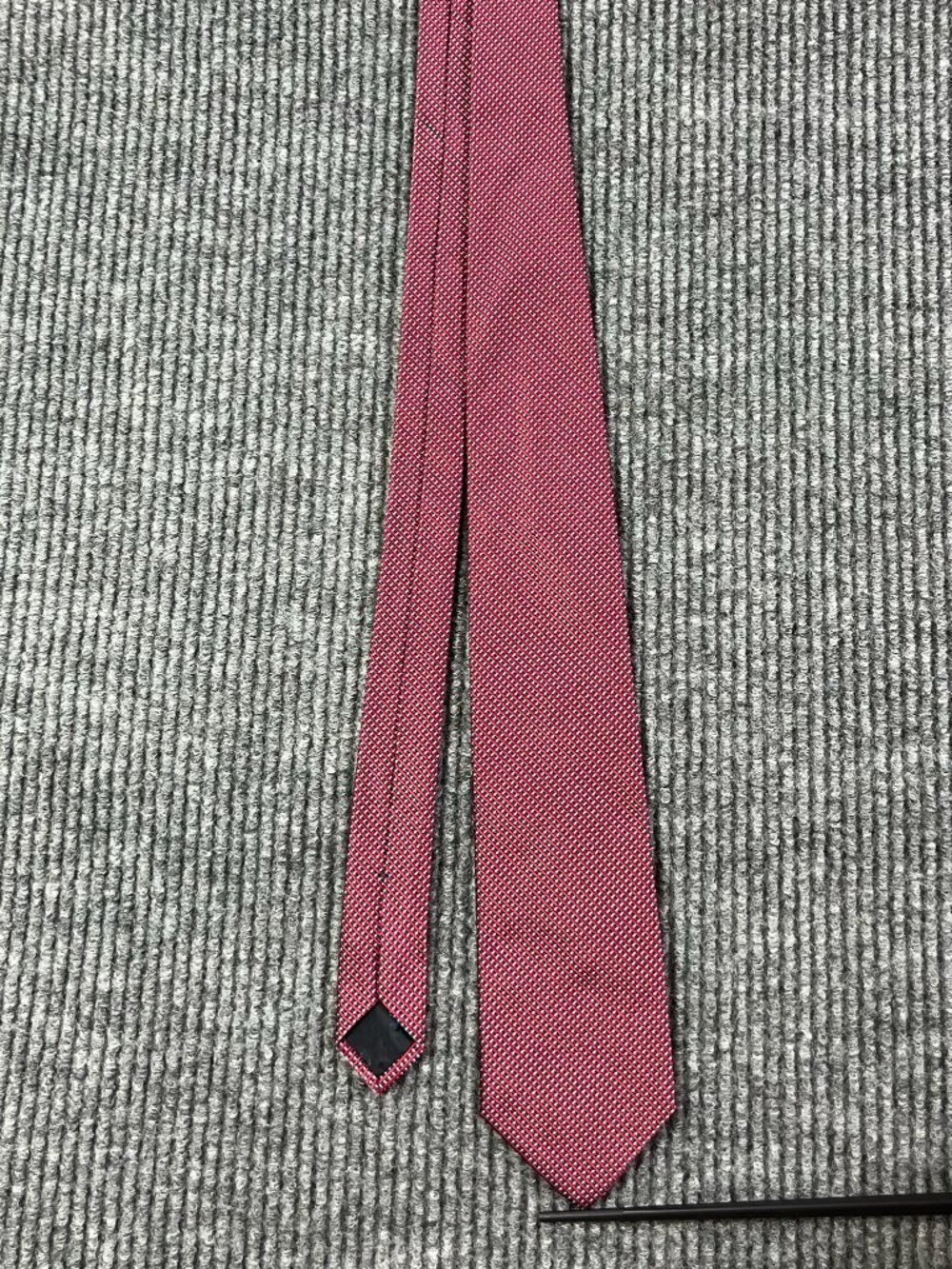 Brooks Brothers 346 Tie Repp Silk 3.25” wide Red White Geo Dot Made In USA